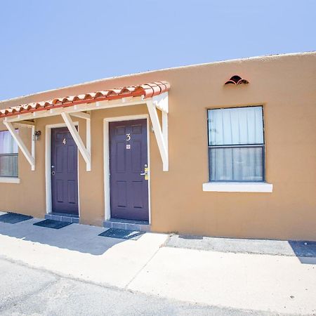 Sands Motel By Oyo El Paso Near Airport Extérieur photo
