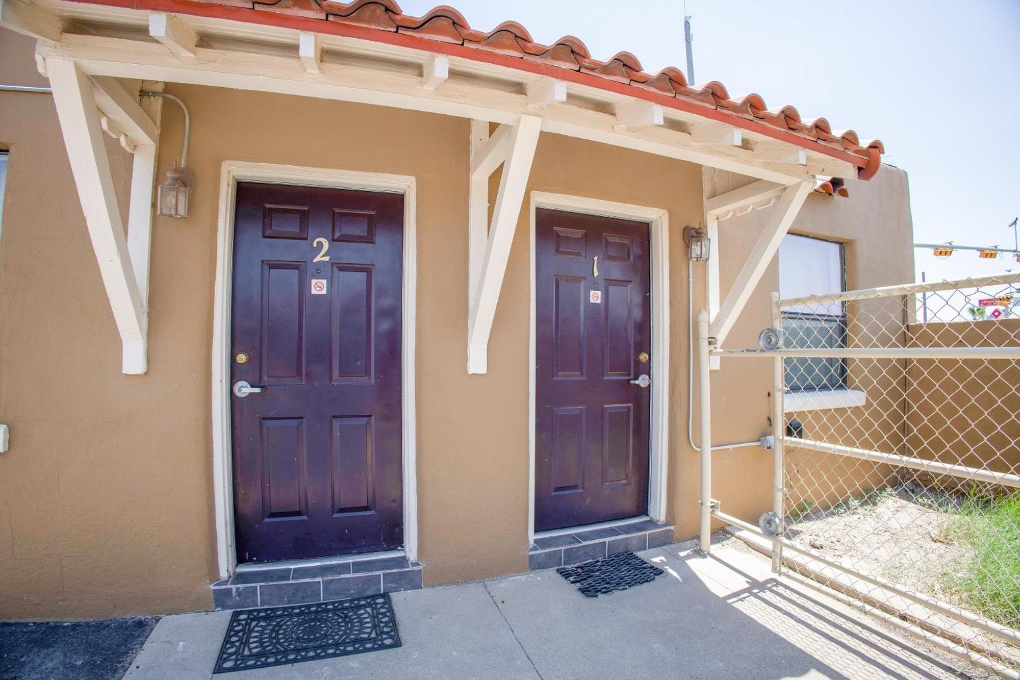 Sands Motel By Oyo El Paso Near Airport Extérieur photo