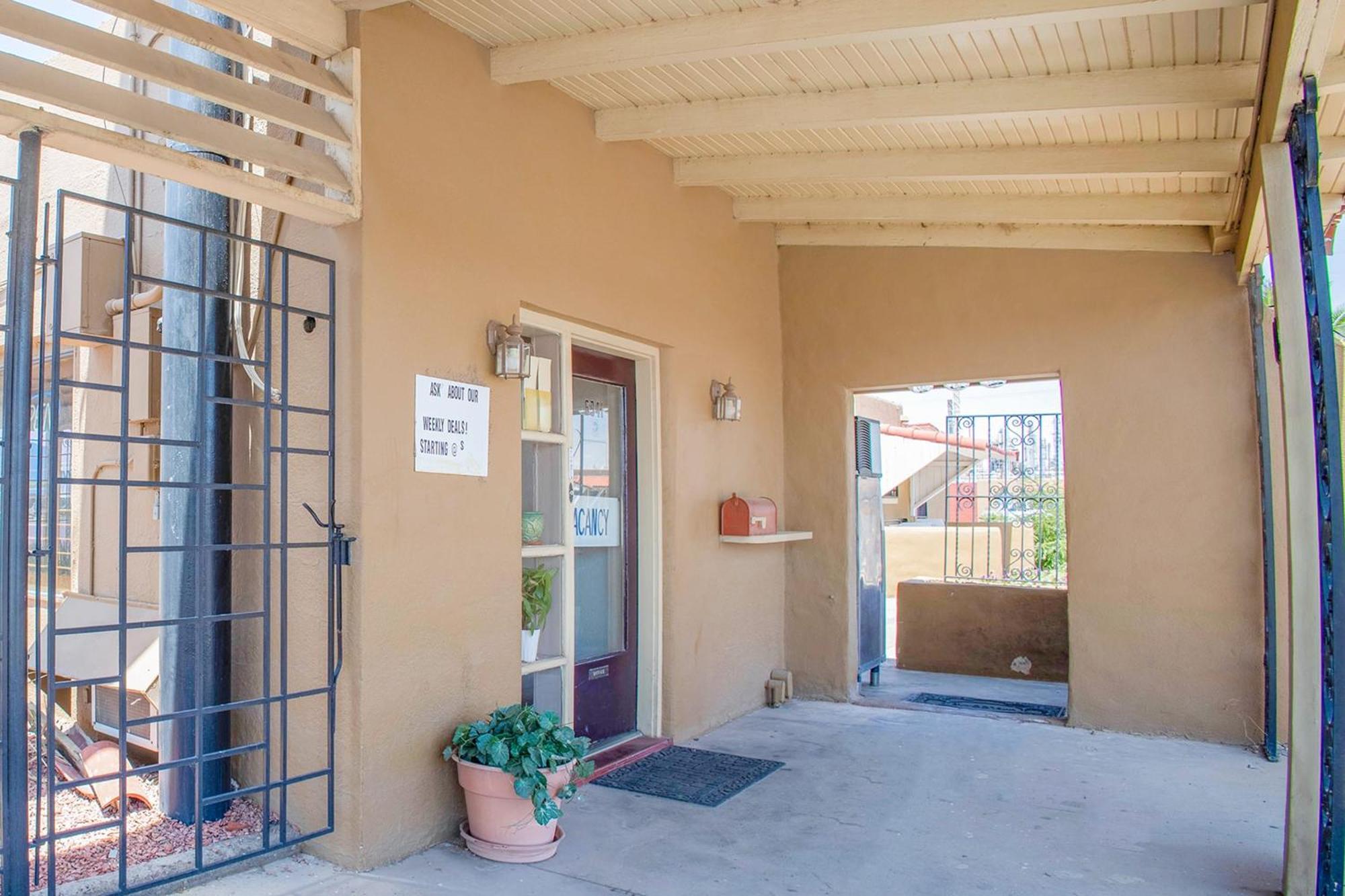 Sands Motel By Oyo El Paso Near Airport Extérieur photo