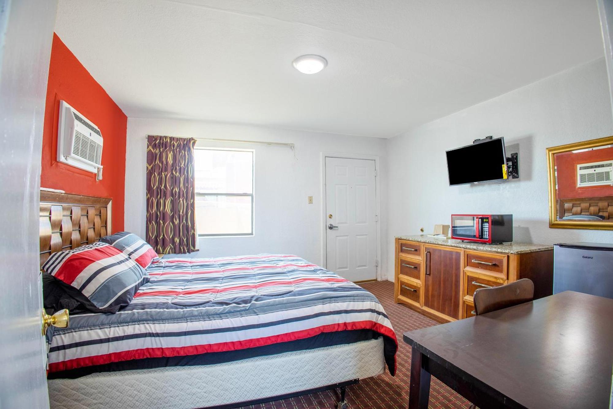 Sands Motel By Oyo El Paso Near Airport Extérieur photo