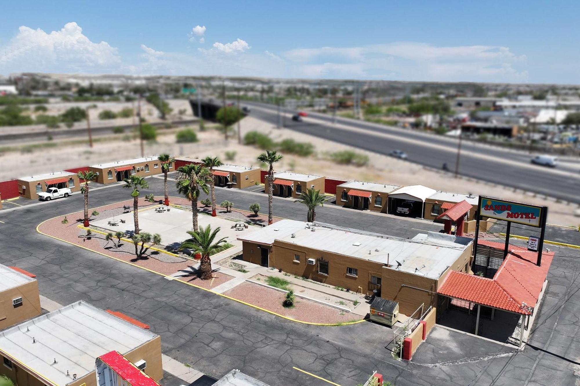 Sands Motel By Oyo El Paso Near Airport Extérieur photo